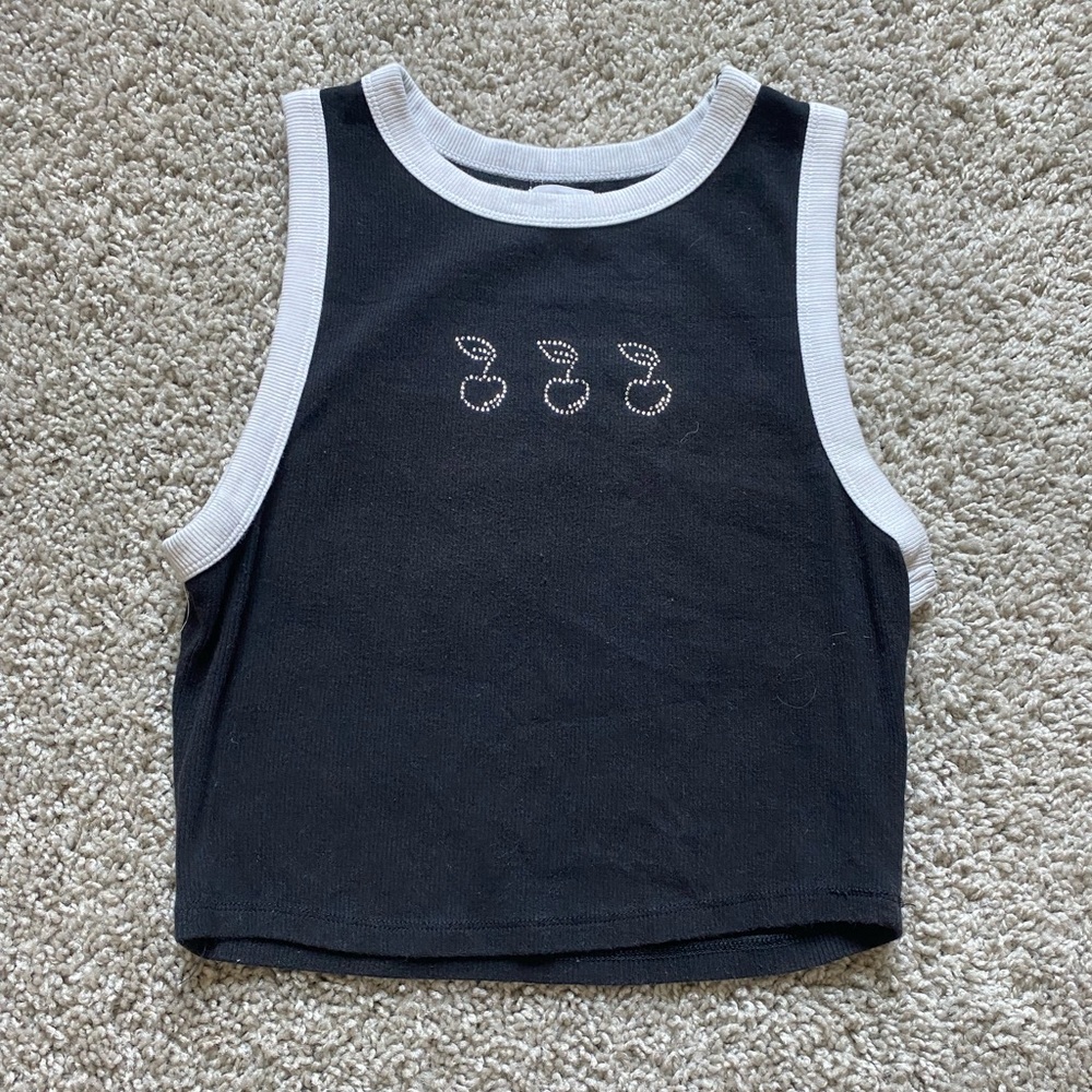 Black with cherry diamond crop top